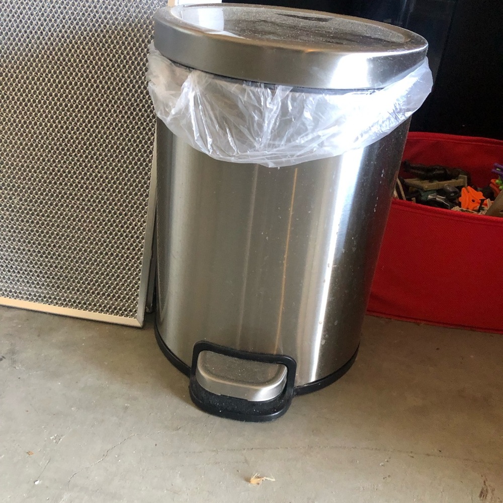 Small Bathroom Stainless Steel Step Trash Can - Pedal-Operated, Silver
